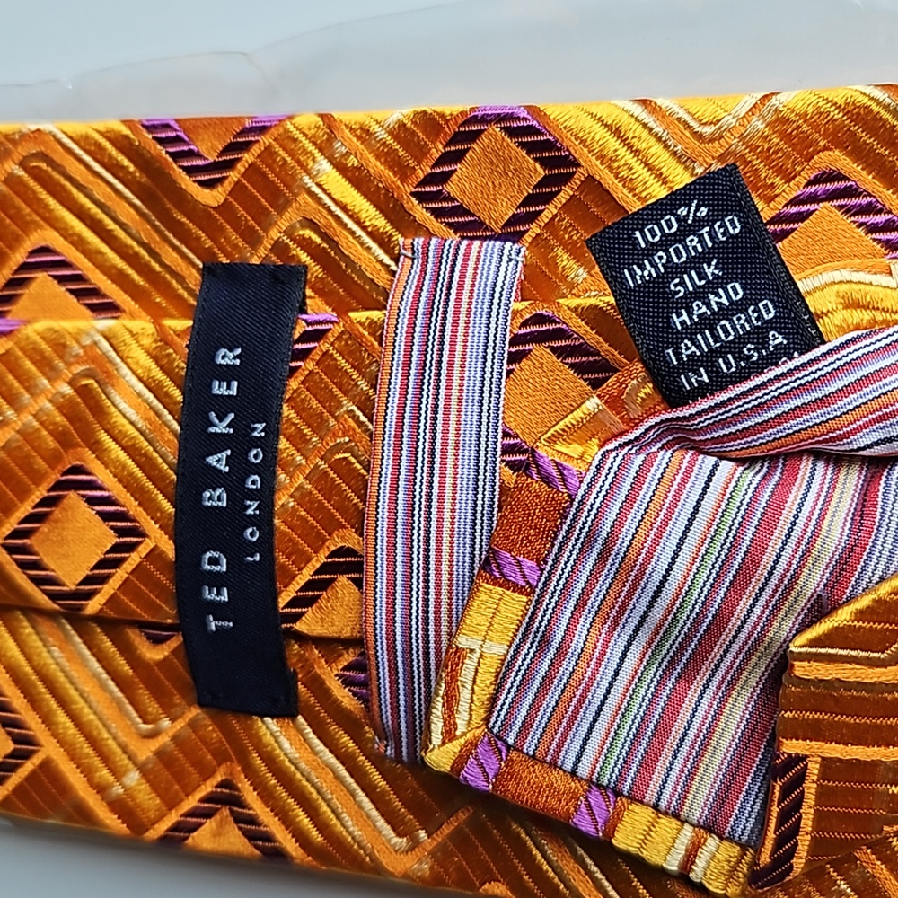 Ted Baker NEW 100% silk Men's neck tie orange,purple shiny design made in usa